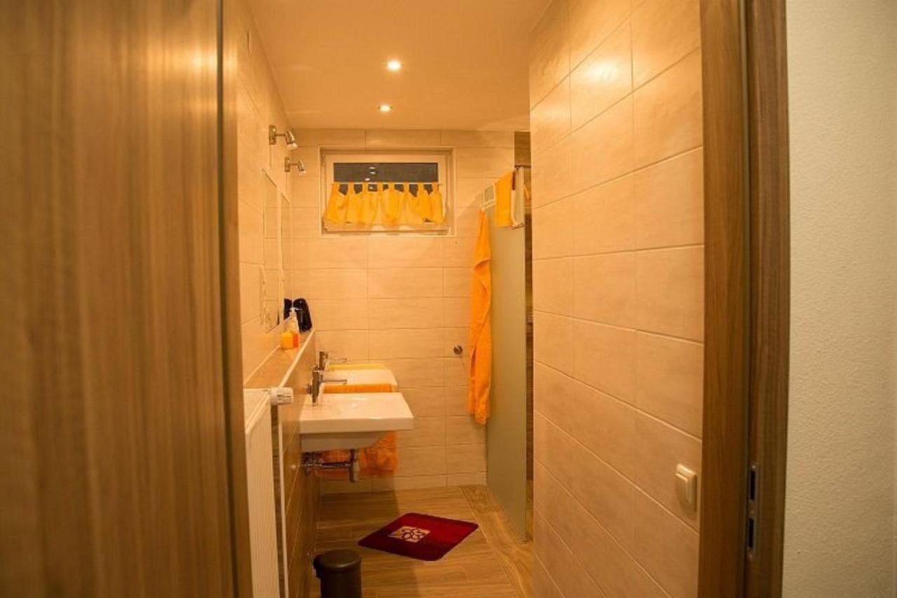 Ferienwohnung Frau Klara Hofheim in Unterfranken Екстер'єр фото
